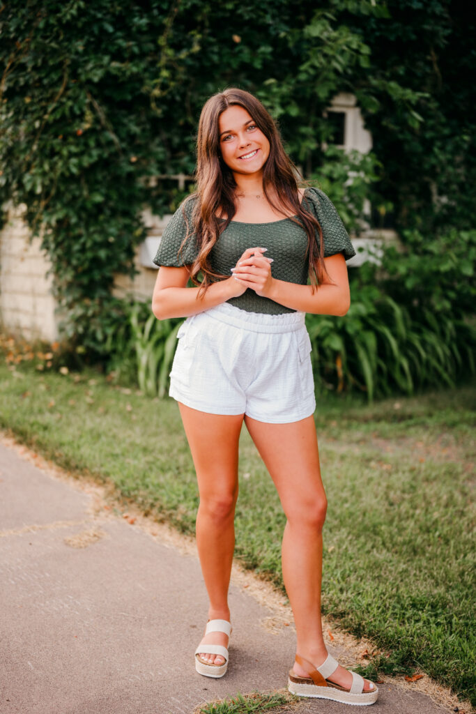 Portrait showing sharp focus with the correct aperture